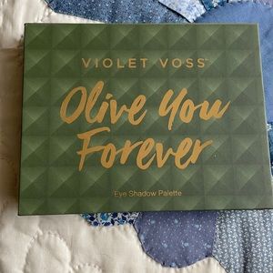 Violet Voss Eyeshadow Palette
